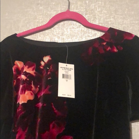 Velvet flower dress never worn - Picture 3 of 3